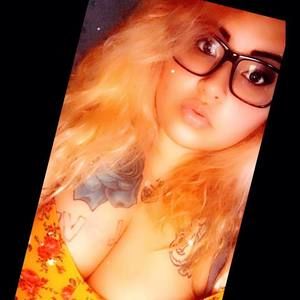 Meet your Posher, Arielle